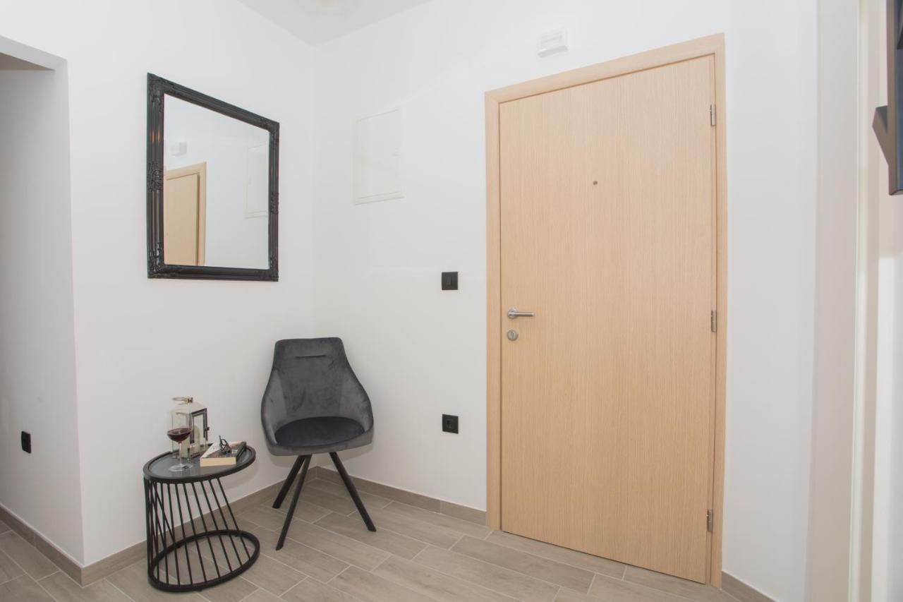 Apartmani Rispet Šibenik Exteriör bild