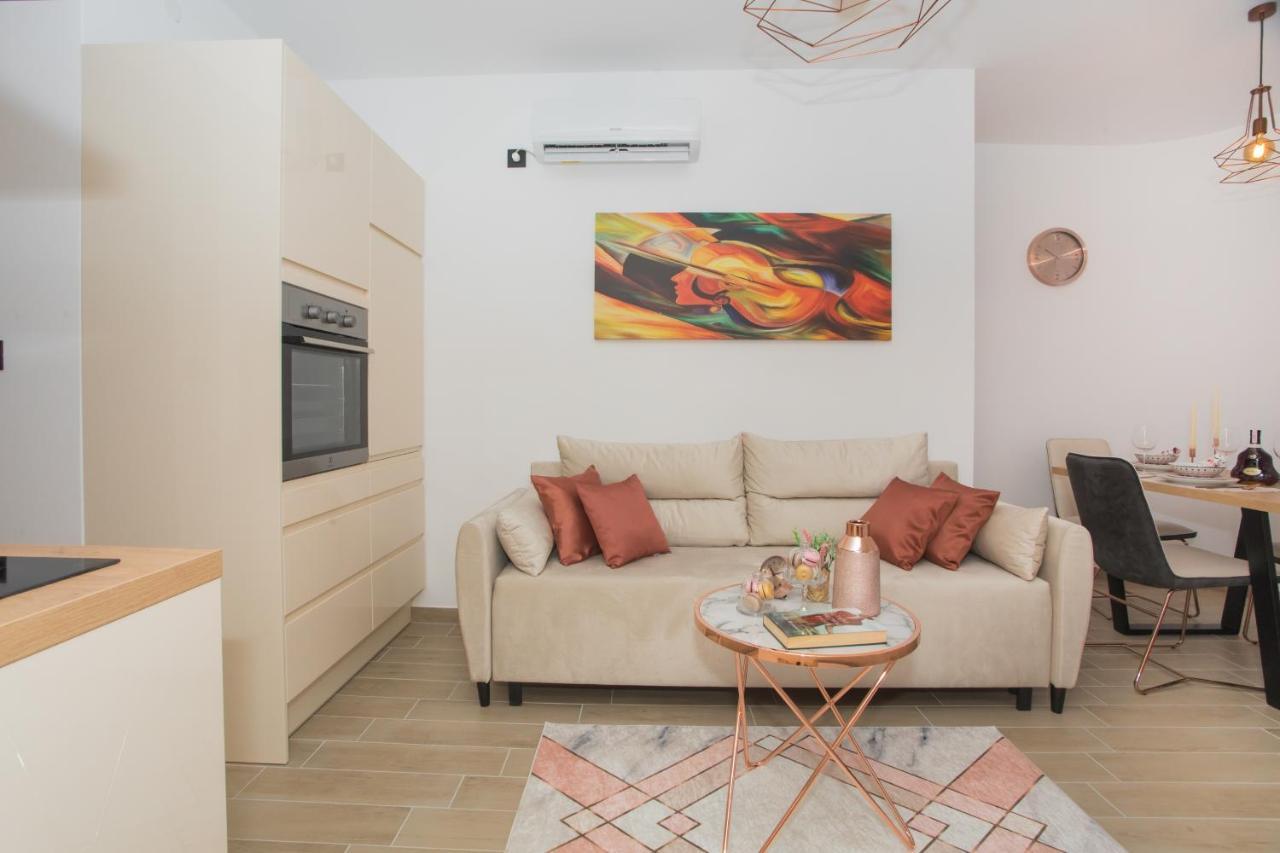 Apartmani Rispet Šibenik Exteriör bild