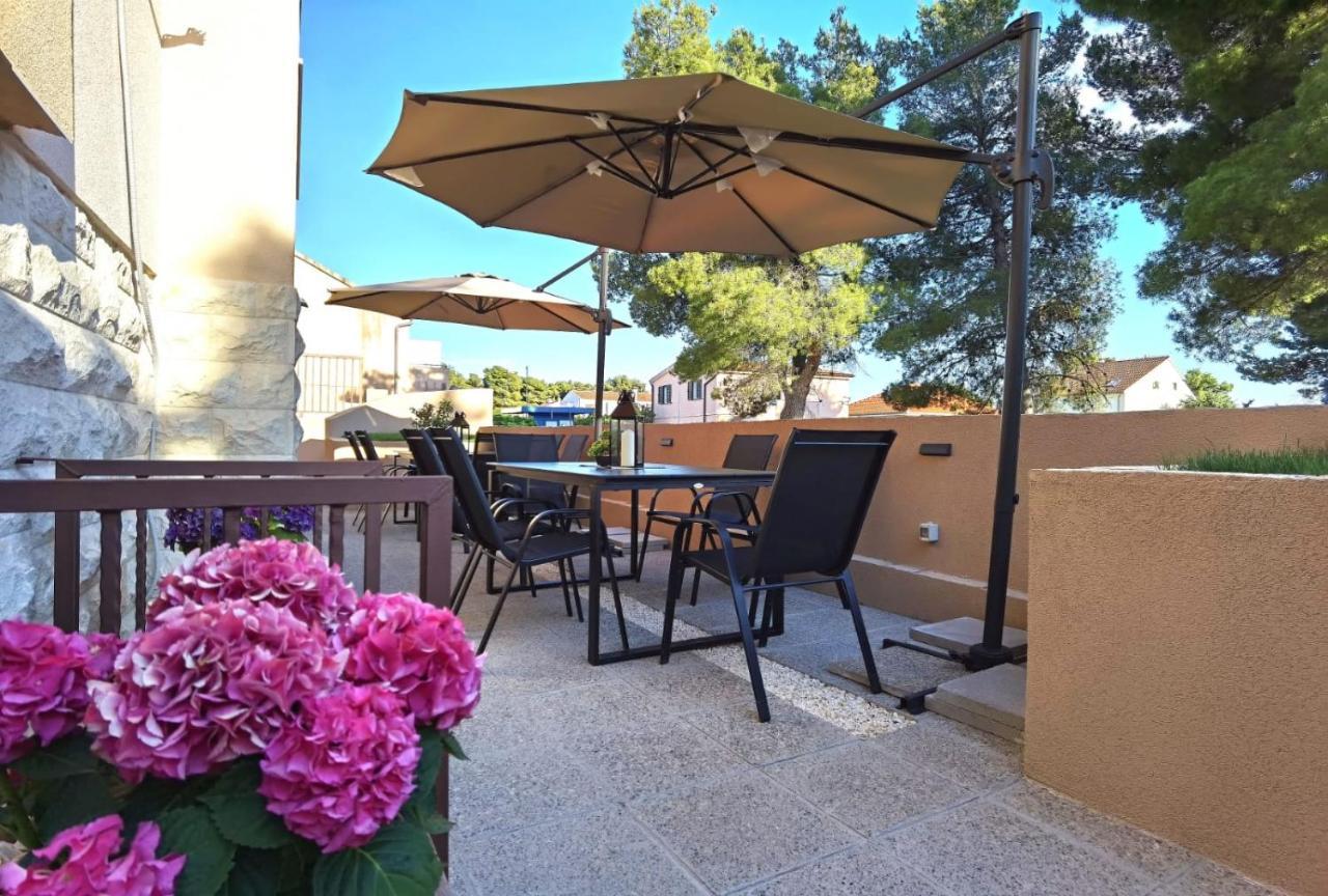 Apartmani Rispet Šibenik Exteriör bild