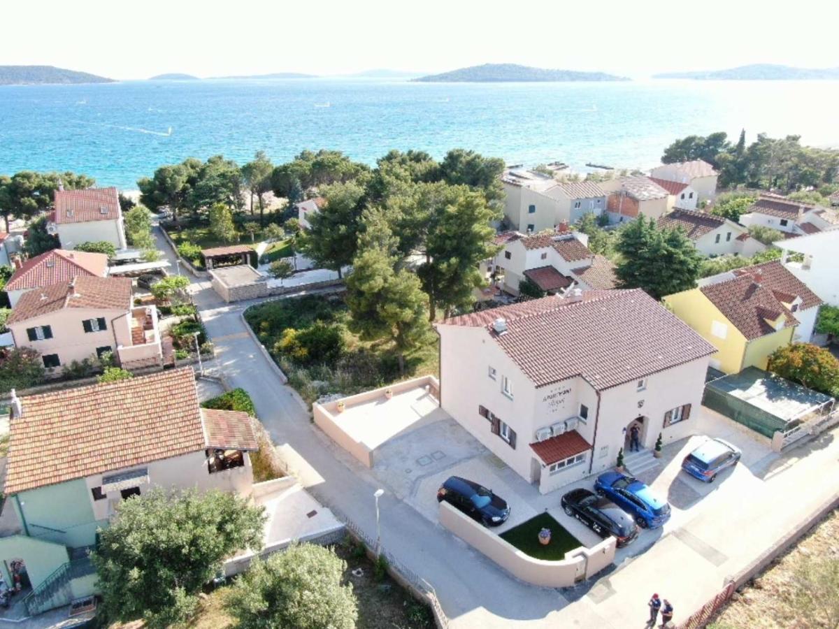 Apartmani Rispet Šibenik Exteriör bild